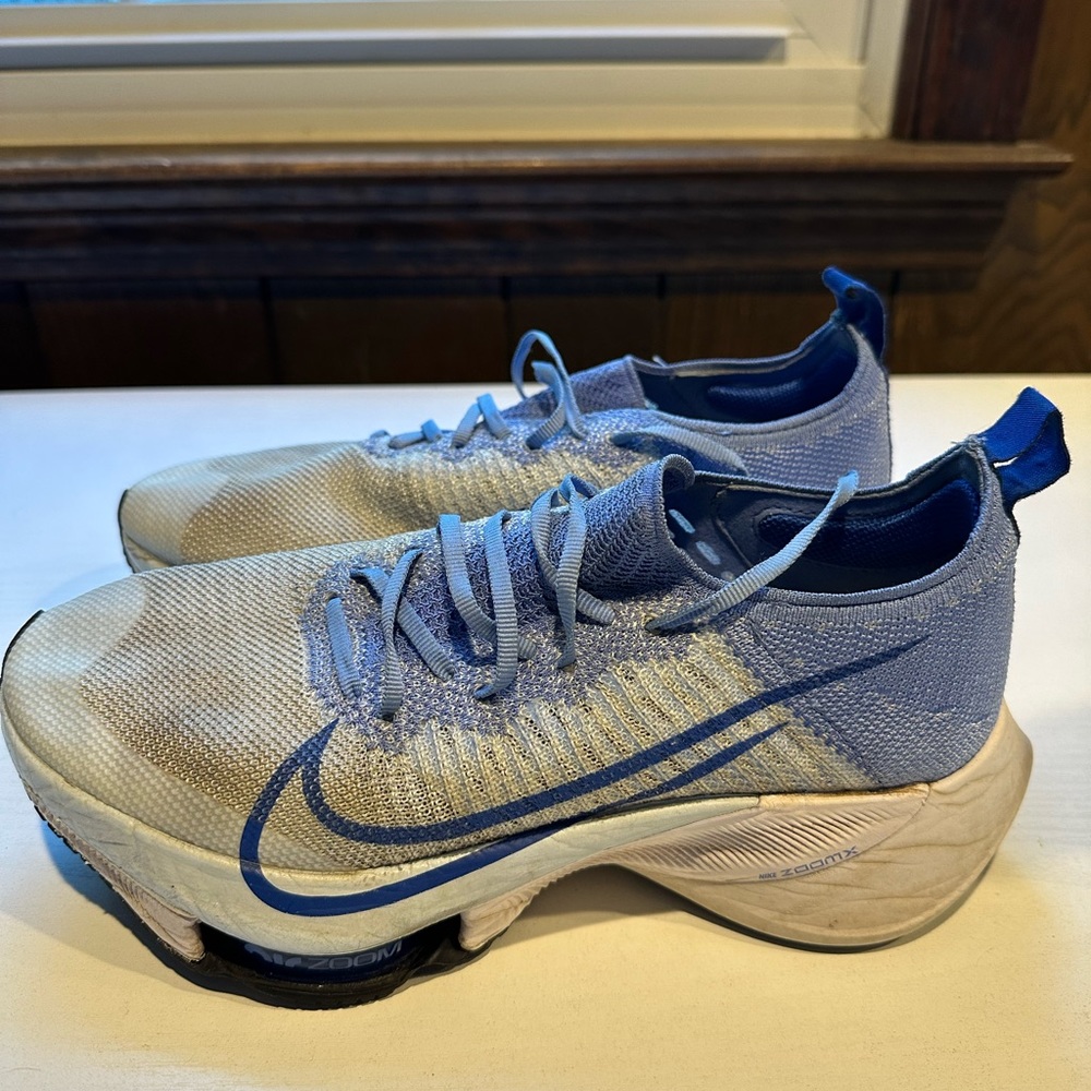 Women’s Nike Air Zoom Tempo Next% Flyknit